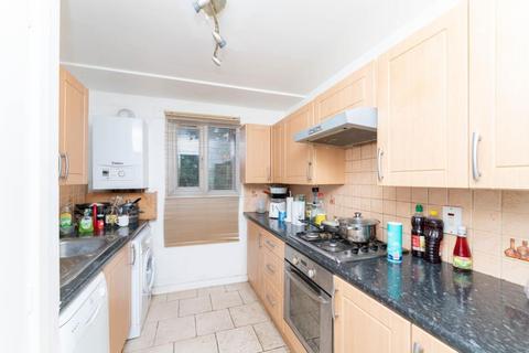 34 Garrick Close, London, W5 1AS