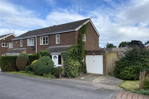 1 Dipton Close, Hexham, NE46 1UG