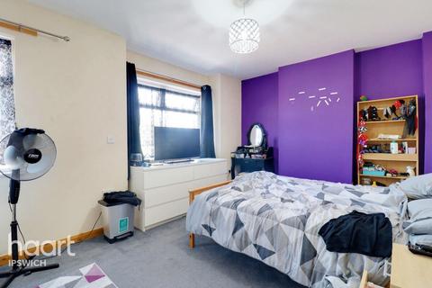3 bedroom semi-detached house for sale, Nacton Road, Ipswich