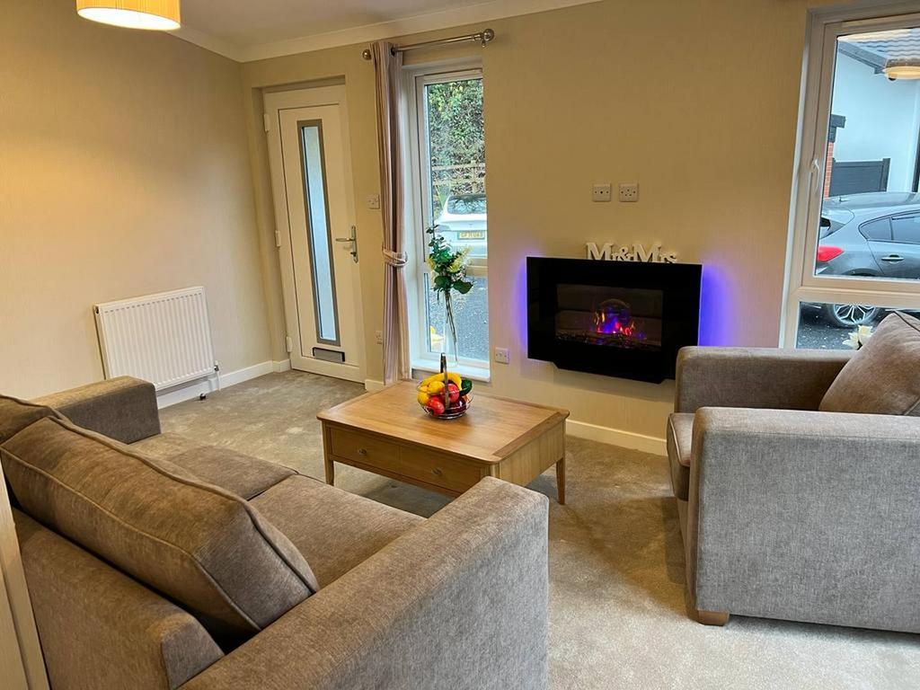 Rossendale, Lancashire, BB4 2 bed park home for sale £194,995