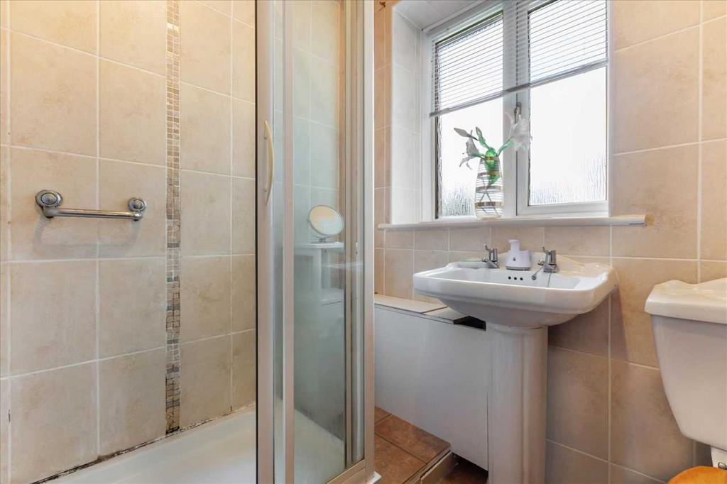 Shower Room (1)