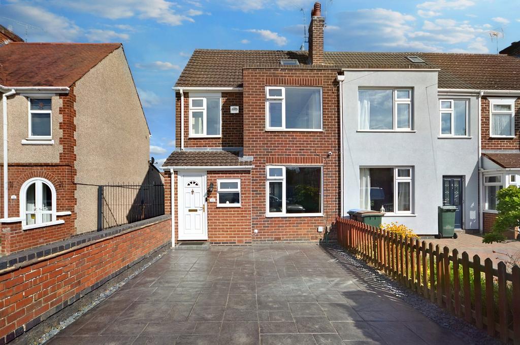 Keresley Road, Keresley, Coventry, CV6 3 bed end of terrace house for