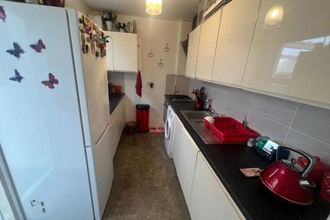 21 King Edwards Road, Enfield, EN3 7DA