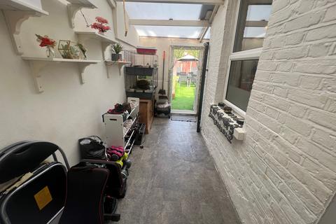 21 King Edwards Road, Enfield, EN3 7DA