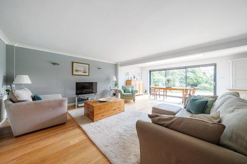 120 Downs Road, South Wonston, Winchester, SO21 3EW