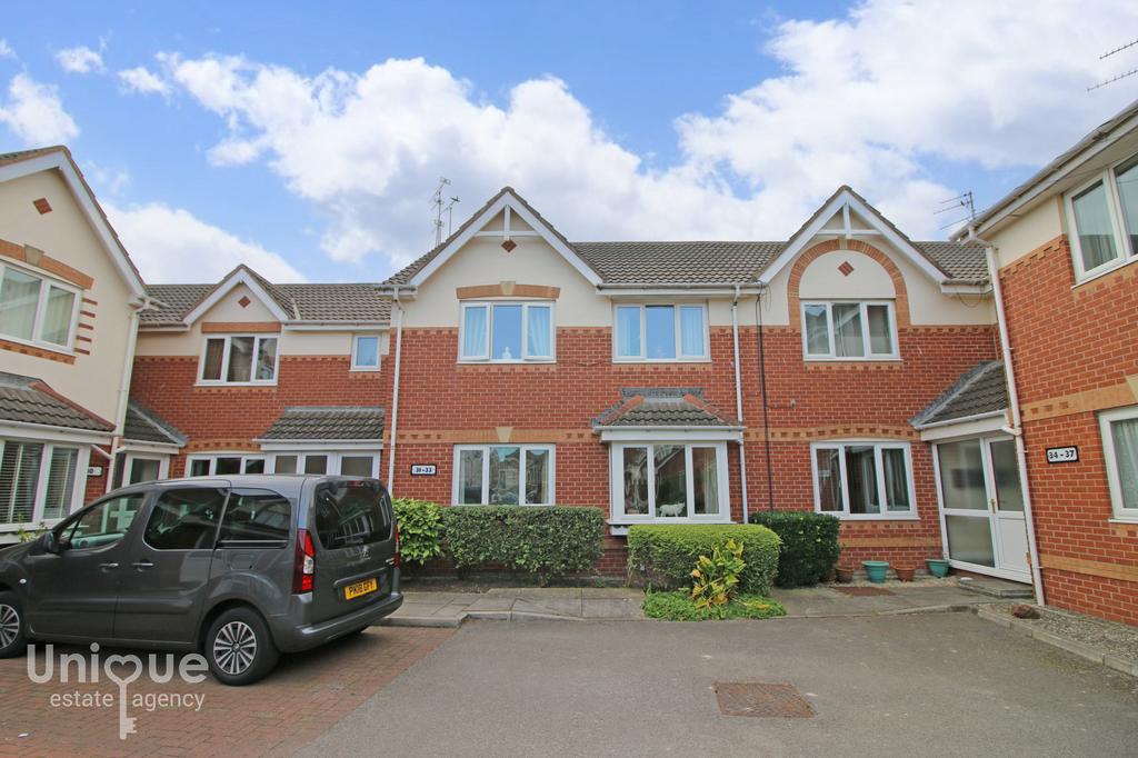 Hamilton Court, Hornby Road, Blackpool, Lancashire, FY1 1 bed apartment for sale £79,950