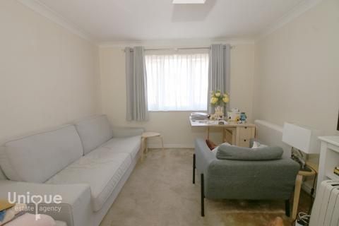 1 bedroom apartment for sale, Hamilton Court, Hornby Road, Blackpool, Lancashire, FY1