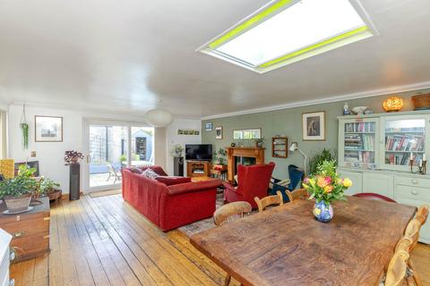 26 Figgate Street, Edinburgh, EH15 1HL