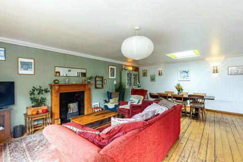 26 Figgate Street, Edinburgh, EH15 1HL