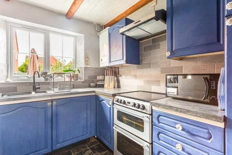 3 bedroom terraced house for sale - The Highgrove, Bishops Cleeve, Cheltenham, Gloucestershire, GL52