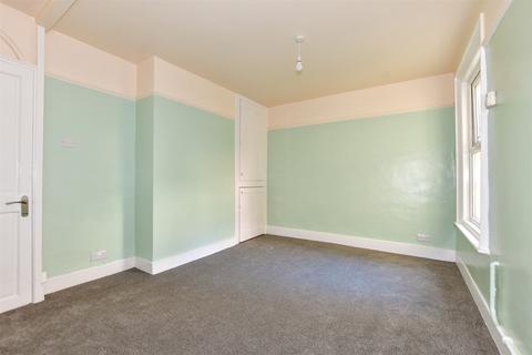 108 Heathfield Avenue, Dover, CT16 2PA