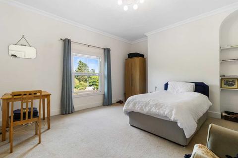 2 bedroom apartment for sale, Worcester Road, Malvern