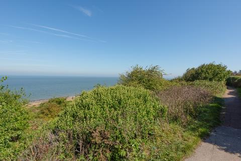 2 bedroom detached bungalow for sale, Lismore Road, Herne Bay