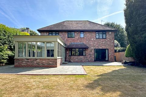 4 bedroom detached house for sale, The Drive, CRAIGWEIL PRIVATE ESTATE, Aldwick, Bognor Regis, West Sussex PO21