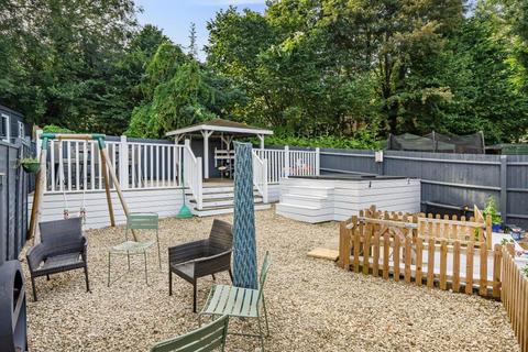 7 Atkinson Close, Headington, Oxford, OX3 9LW