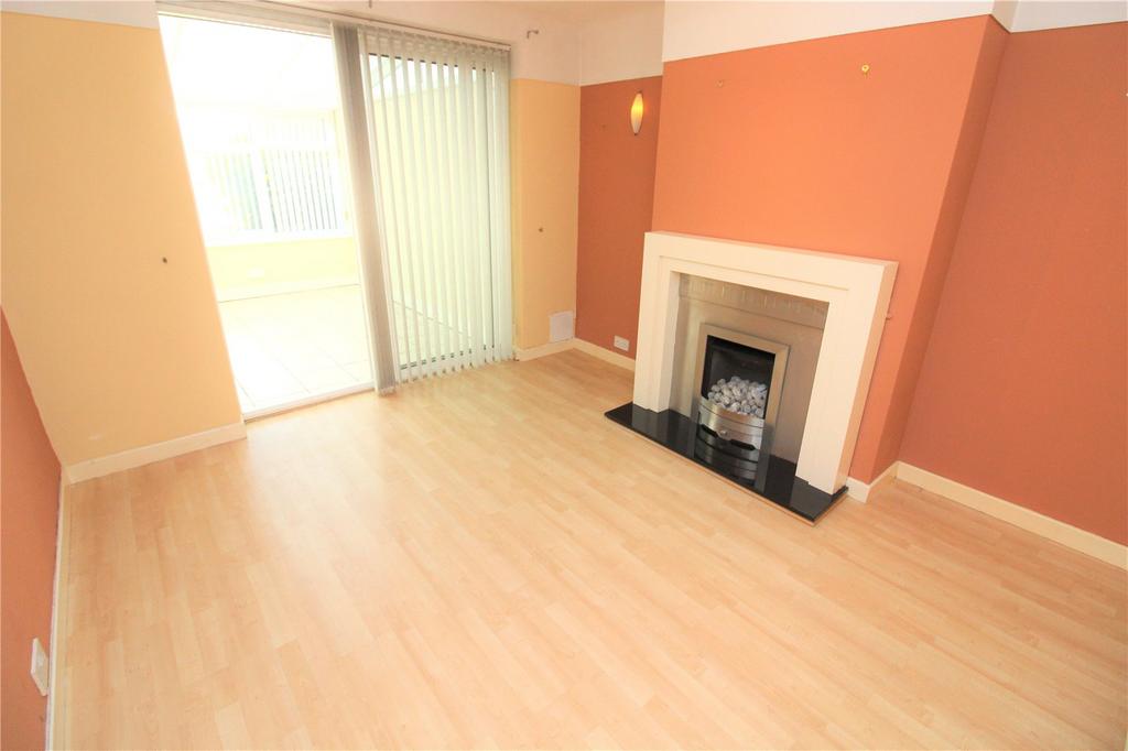 Dovedale Close, Prenton, Merseyside, CH43 3 bed semidetached house for