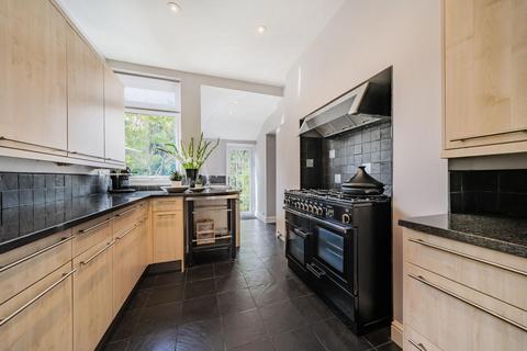 7 Warren Avenue, Bromley, BR1 4BP