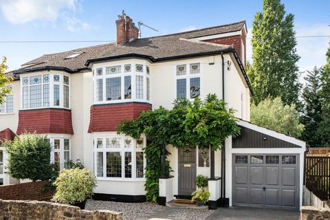 7 Warren Avenue, Bromley, BR1 4BP