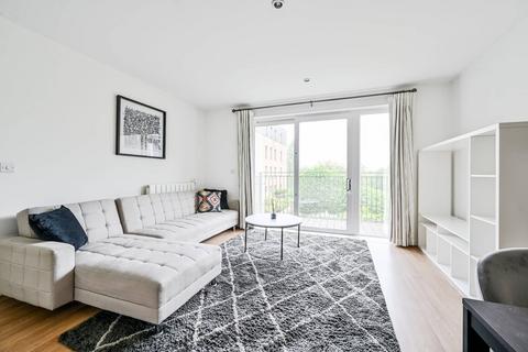 2 bedroom flat for sale, Meadowside, Kidbrooke, London, SE9