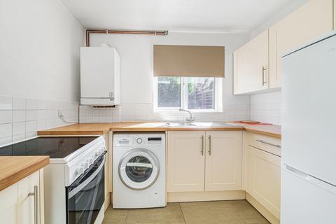 22 Haygreen Close, Kingston Upon Thames, KT2 7TS