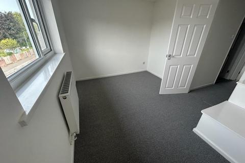2 bedroom house to rent, Glenbrook Drive, Barry