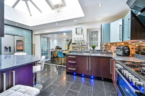 5 bedroom house for sale, Beverley Way, Raynes Park, london, SW20