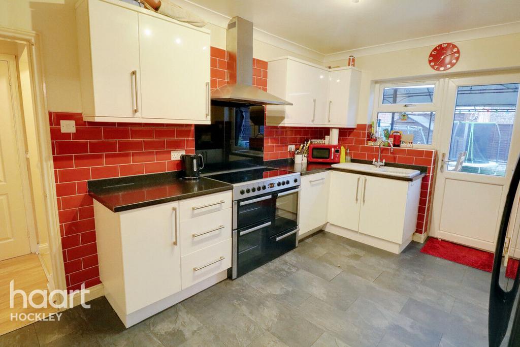 Lower Road, Hockley 5 bed semidetached house for sale £500,000