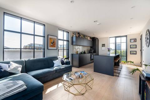 Flat 9, 1a Trenmar Gardens, London, NW10 6FG