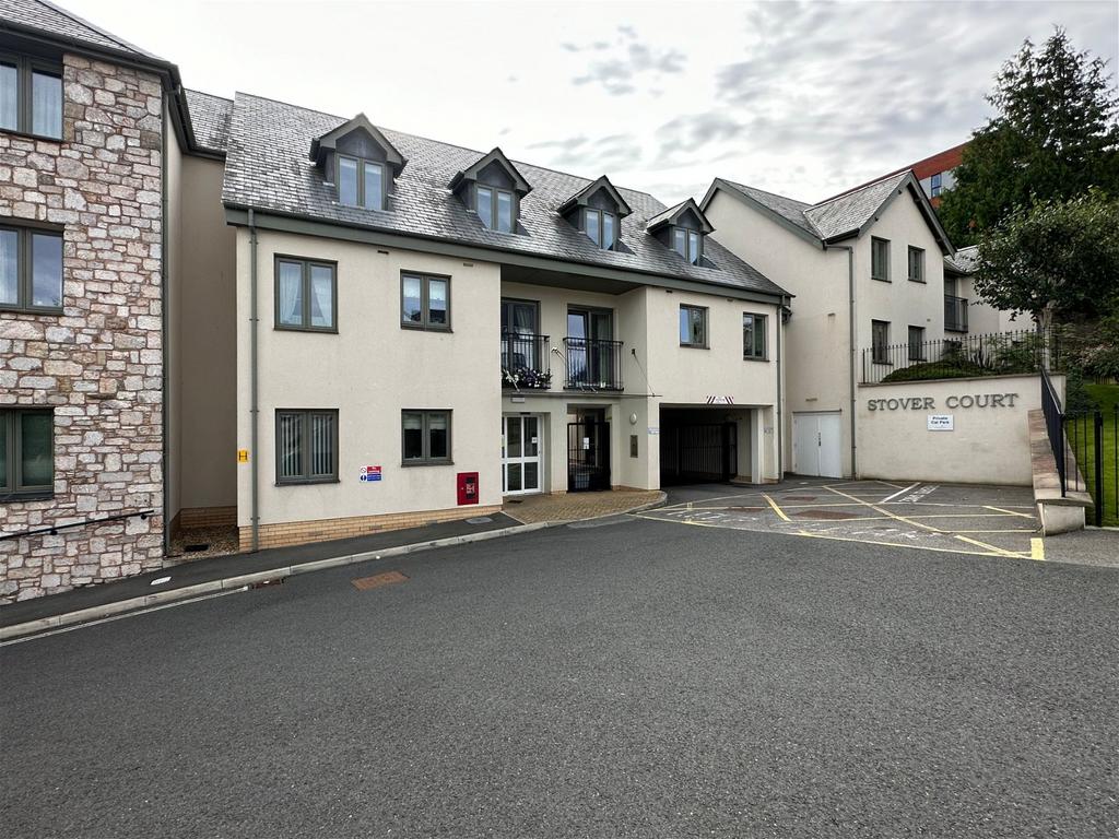 Stover Court East Street Newton Abbot 1 bed flat for sale £170,000