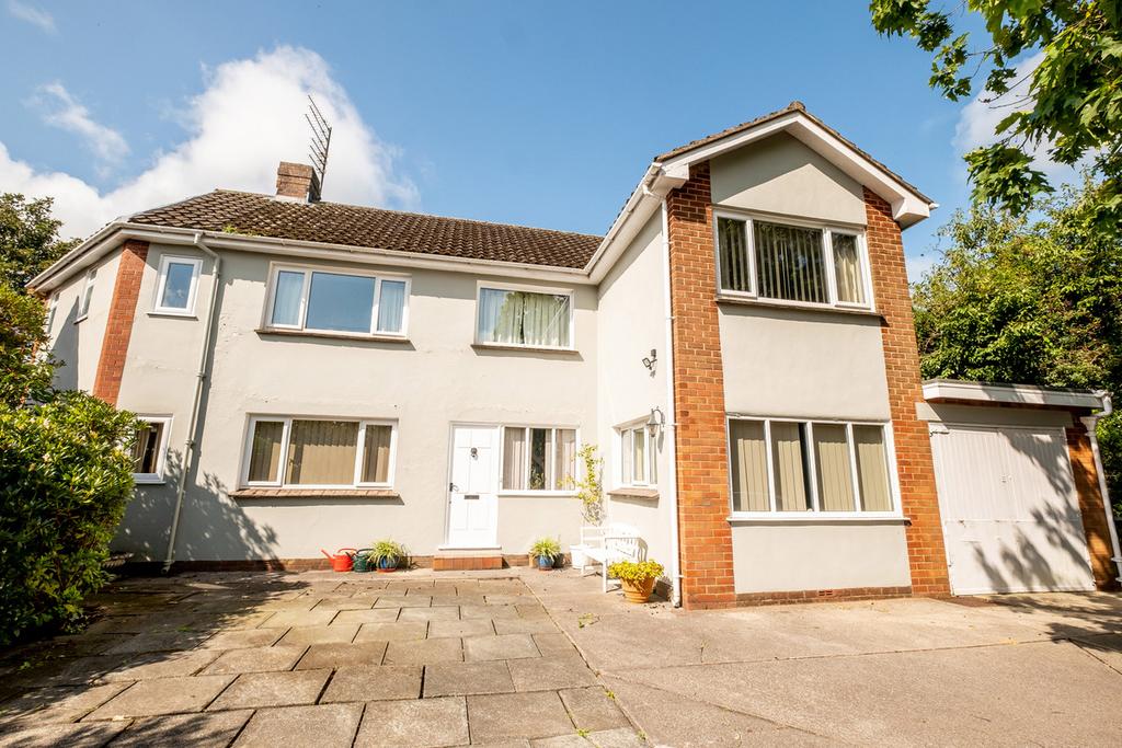 Beverley Close, Wrea Green, PR4 5 bed detached house for sale £650,000
