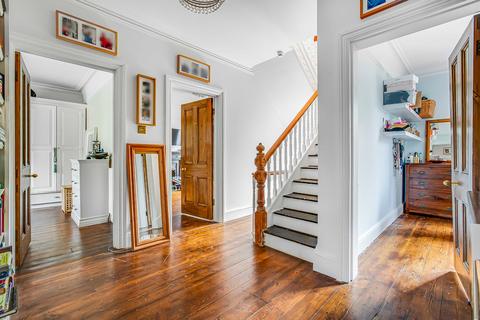 17 Hampton Road, Teddington, TW11 0JN