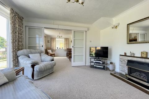 11 Chapel Road, Exeter, EX2 8TB