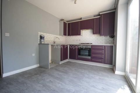 undefined, Albans Court, Forest Town