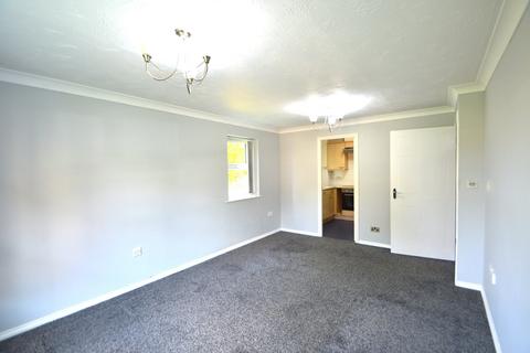 1 bedroom apartment to rent, Pickfords Gardens, Slough, Berkshire, SL1