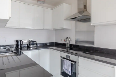 2 bedroom apartment to rent, Hackney Road, London, E2