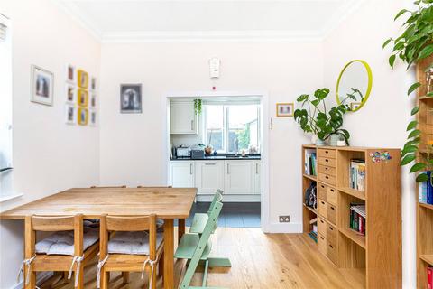 31 Trinity Road, London, SW19 8QS