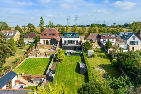 317 Wrotham Road, Istead Rise, Gravesend, DA13 9JH