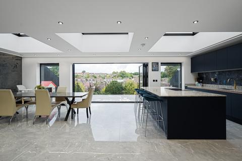 317 Wrotham Road, Istead Rise, Gravesend, DA13 9JH