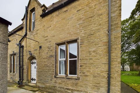 2 bedroom cottage to rent, The Green, Long Preston, BD23