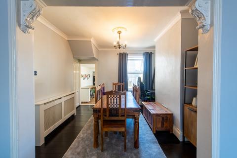 55 Whitehill Road, Gravesend, DA12 5PF