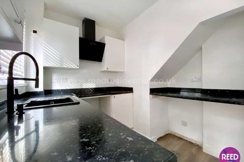 1 bedroom house to rent, Water Lane, Purfleet On Thames