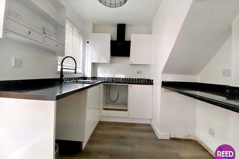 1 bedroom house to rent, Water Lane, Purfleet On Thames