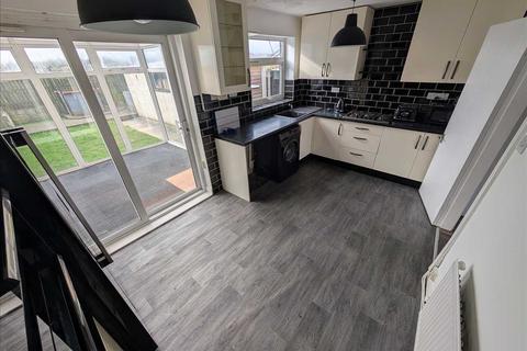 3 bedroom house to rent, Falcon Drive, Poulton-Le-Fylde