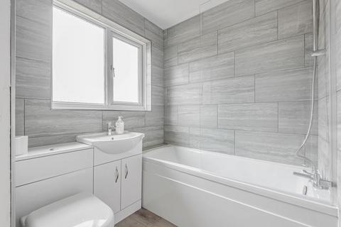 undefined, Lambourne Avenue,  Aylesbury,  HP21
