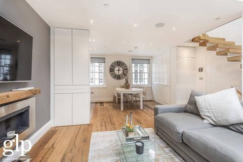 2 bedroom apartment to rent, Duck Lane, Soho, W1F