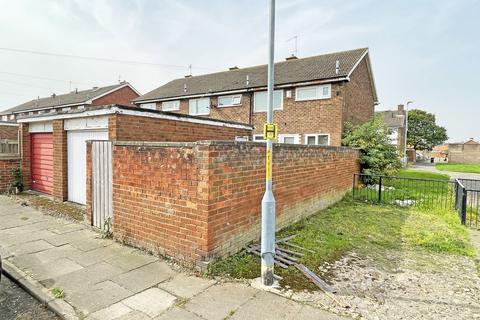 3 bedroom semi-detached house for sale - Midville Walk, Middlesbrough, TS3