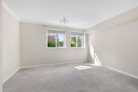 2 bedroom flat for sale - Oatlands Drive, Weybridge, Surrey, KT13 9JF