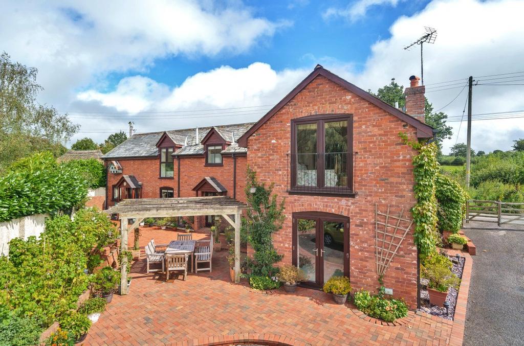 Aylesbeare, Devon 4 bed barn conversion for sale £950,000