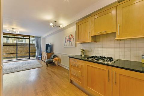 undefined, Ferry Lane, Brentford, London, TW8
