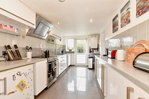 7 Helding Close, Herne Bay, CT6 7EF